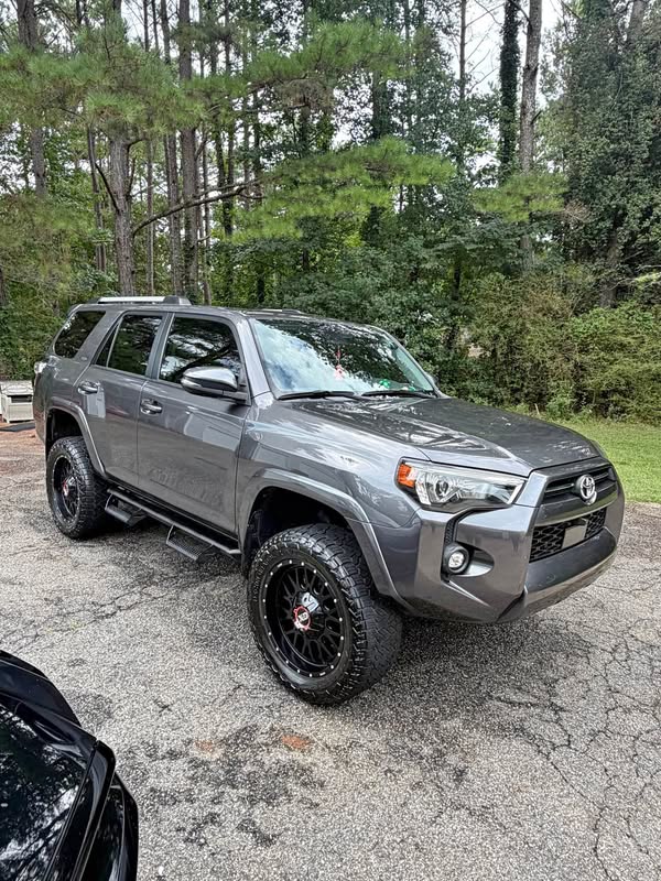 2023 Toyota 4Runner - SR5 Premium Sport Utility 4D