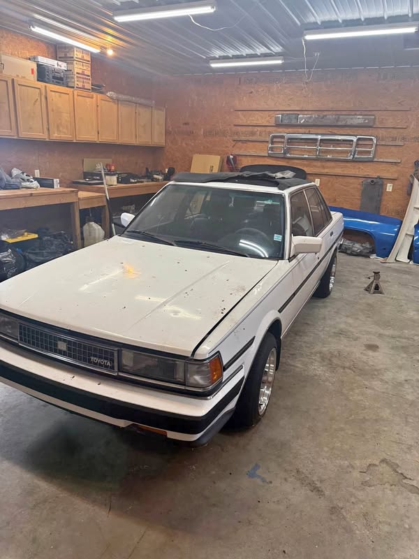1987 Toyota Cressida - Luxury Sedan 4D