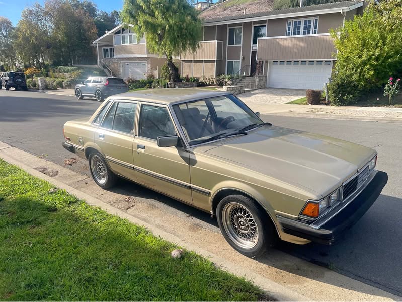 1982 Toyota Cressida - Luxury Sedan 4D