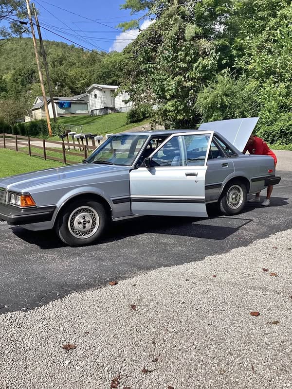 1984 Toyota Cressida - Luxury Sedan 4D