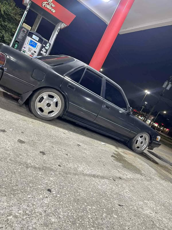 1992 Toyota Cressida - Luxury Sedan 4D