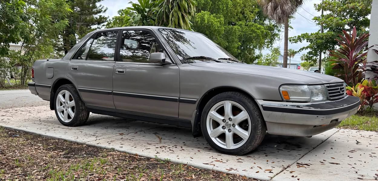 1989 Toyota Cressida - Luxury Sedan 4D