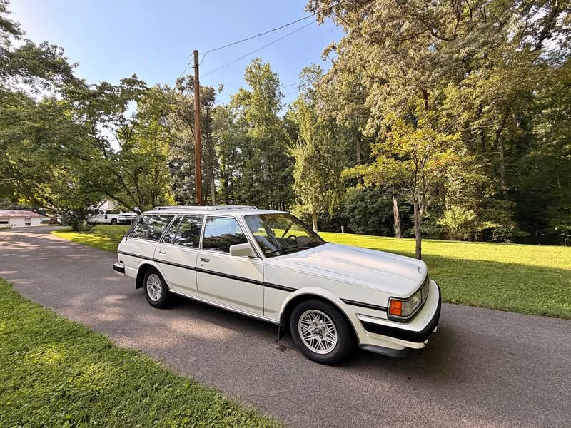 1987 Toyota Cressida - Luxury Sedan 4D