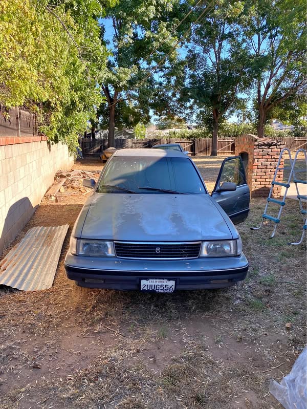 1990 Toyota Cressida - Luxury Sedan 4D