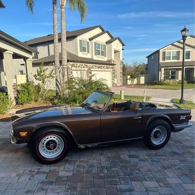 1972 Triumph tr6 - 4 speed manual
