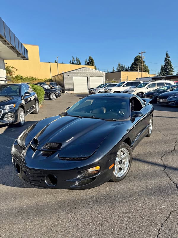 2000 Pontiac Firebird - Trans Am GT Hatchback 2D