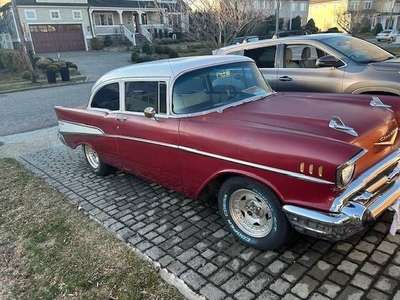 1957 Chevrolet Bel Air/150/210 350 V8, 4-Bolt Main, 700R4,...