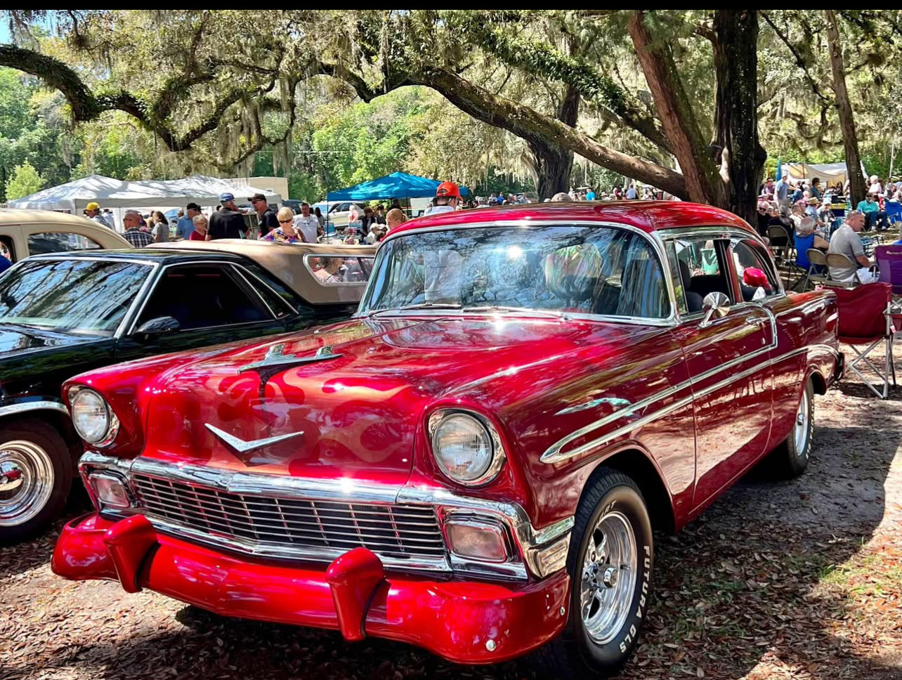 1956 Chevrolet Bel Air/150/210 RED/Silver