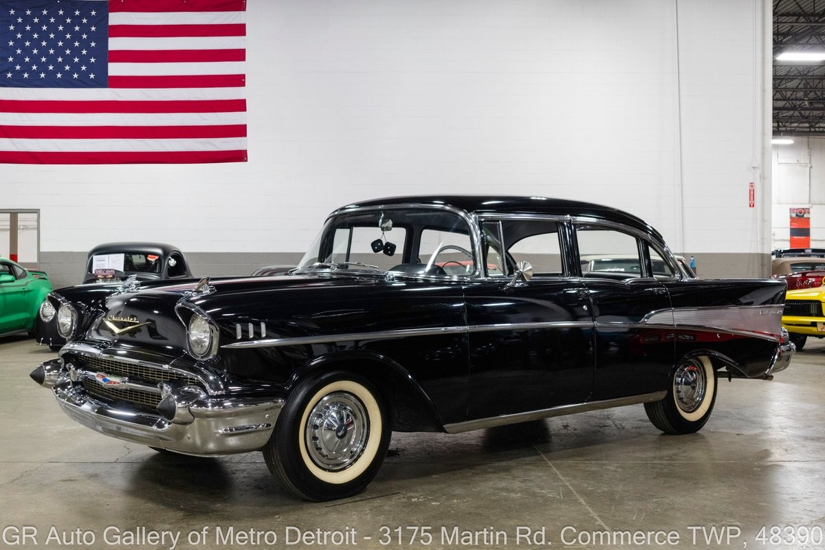 1957 Chevrolet Bel Air/150/210