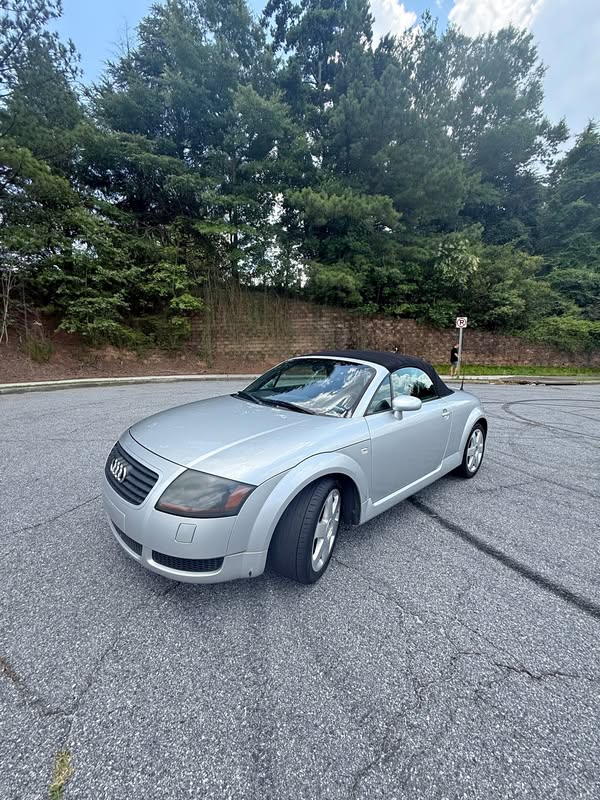 2002 Audi TT Convertible 2D