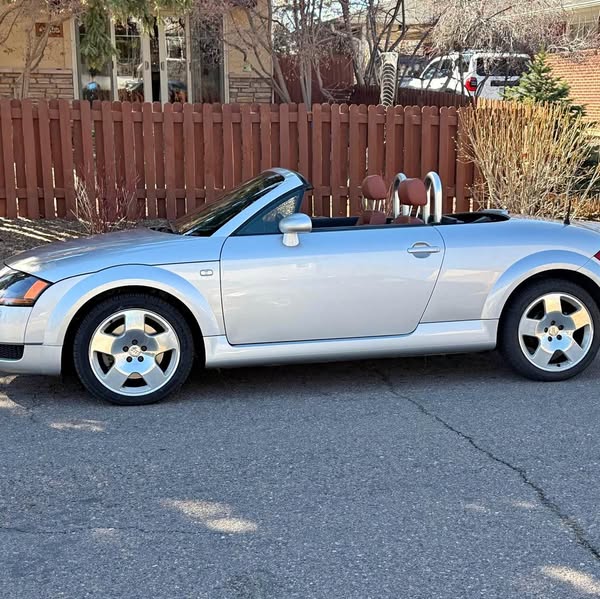 2001 Audi TT - Quattro Roadster 2D