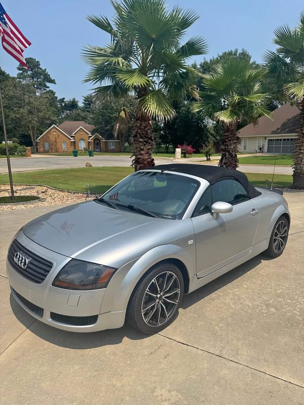 2001 Audi TT - 225 Quattro Roadster 2D