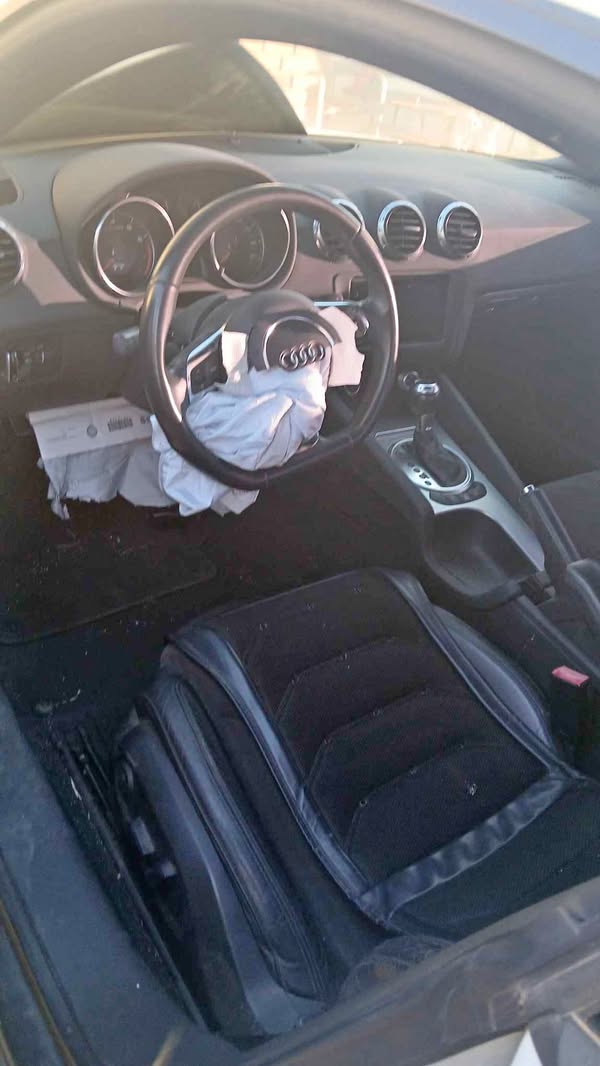 Clean 2011 Audi TT Quattro