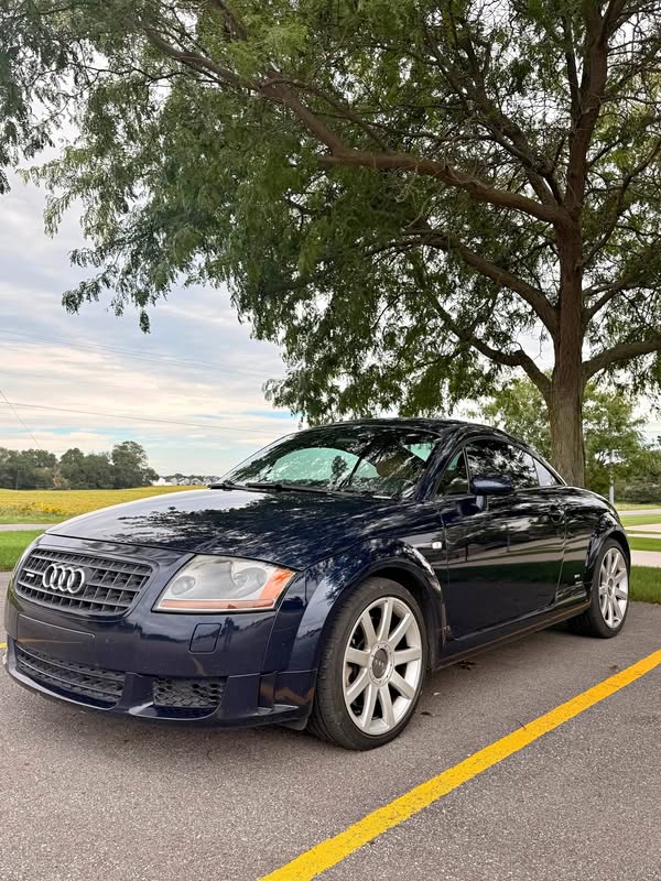 2004 Audi TT - 3.2 Quattro Coupe 2D