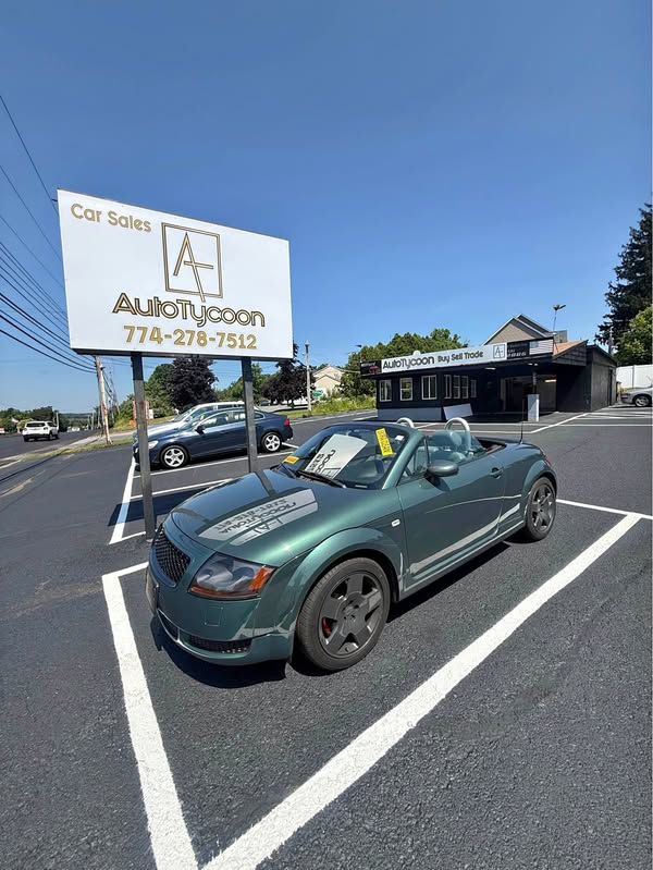 2001 Audi TT - 225 Quattro Coupe 2D