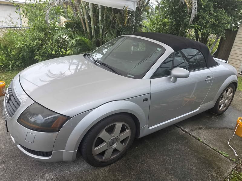2002 Audi TT - 225 Quattro Roadster 2D