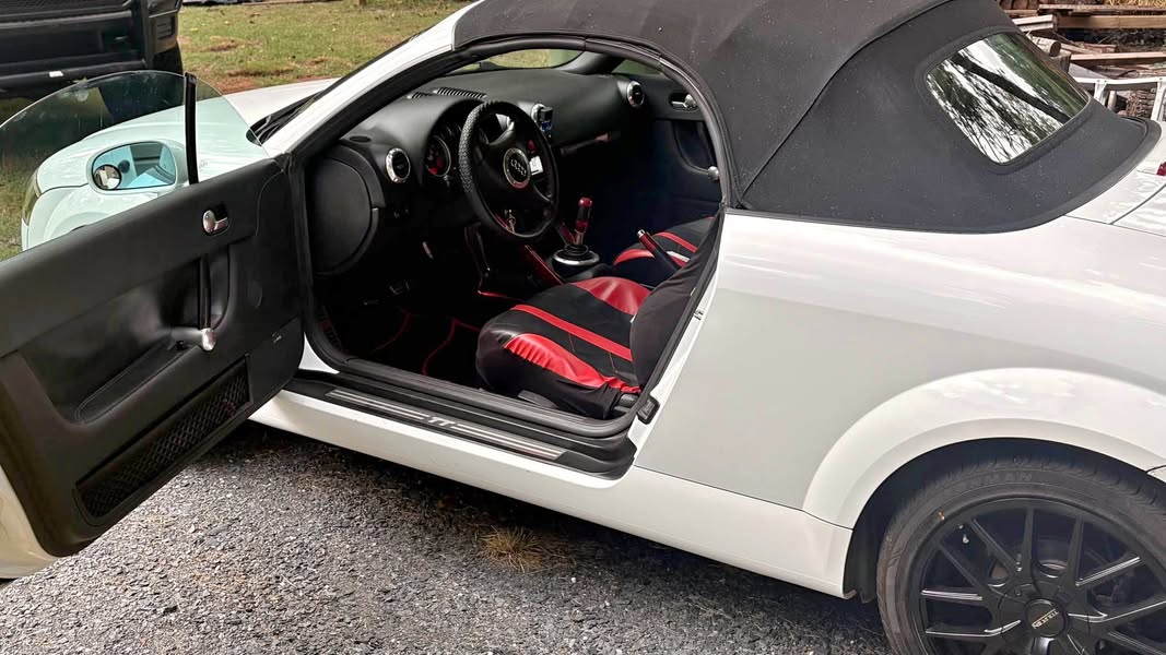 2002 Audi TT - Convertible 2D