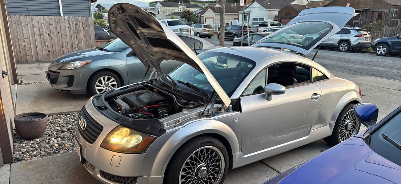 2001 Audi TT - 225 Quattro Coupe 2D