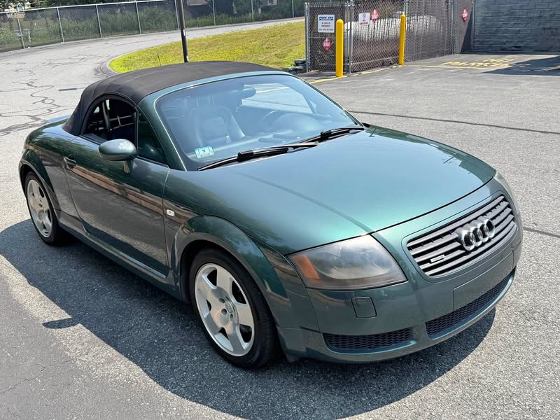 2001 Audi TT - 225 Quattro Roadster 2D
