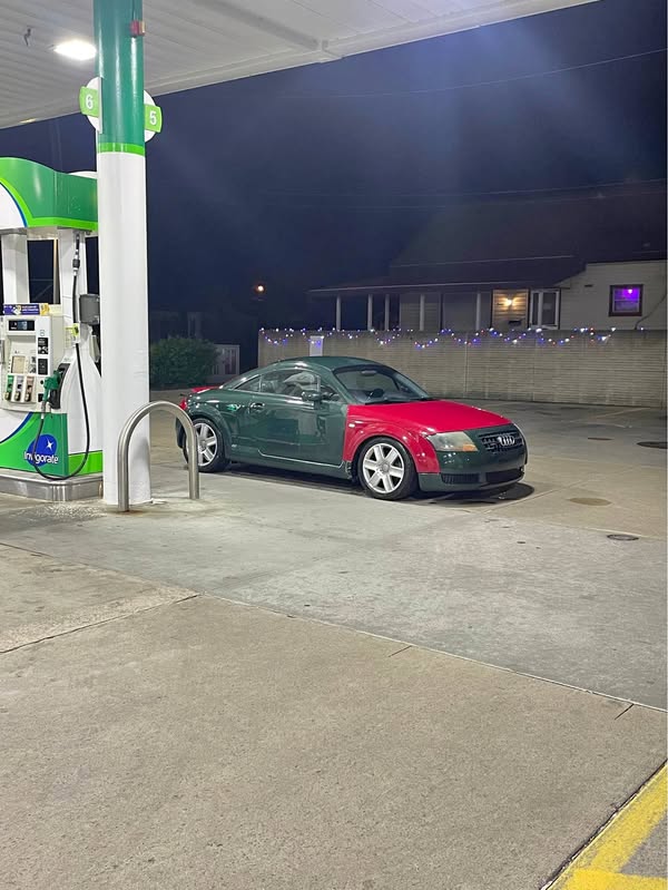 2004 Audi TT - 225 Quattro Coupe 2D