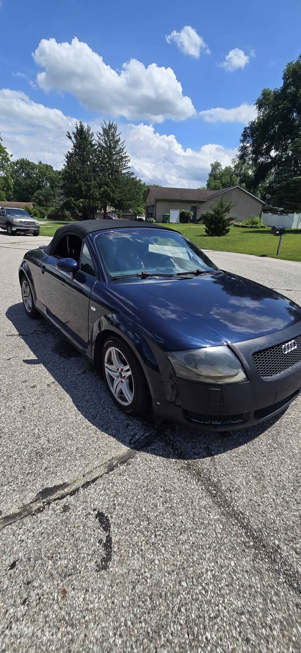 2004 Audi TT - 1.8T