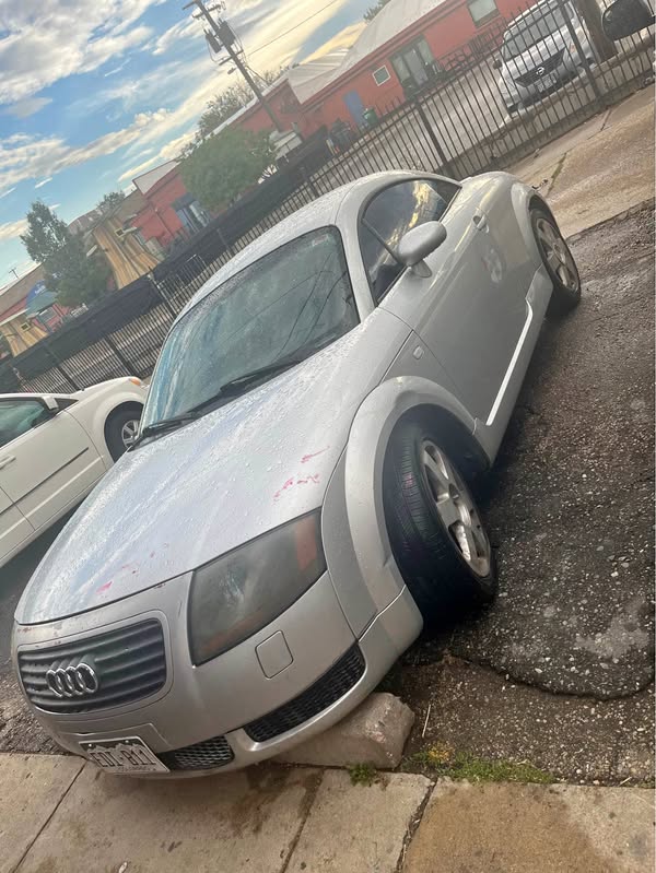 2000 Audi TT - Coupe 2D