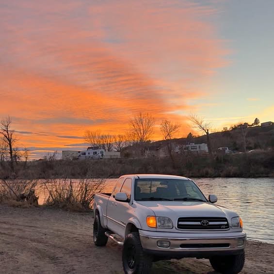 2000 Toyota Tundra Access Cab - Limited Pickup 4D 6 1\/2 ft