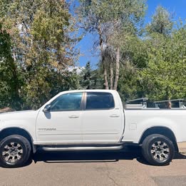 2006 Toyota Tundra SR5 Double Cab 4x4 \u2013 4.7L V8