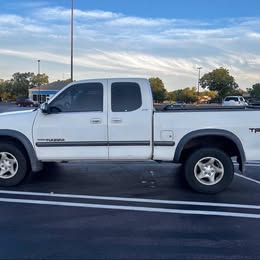 2002 Toyota Tundra Regular Cab - 4WD SR5 Long Bed
