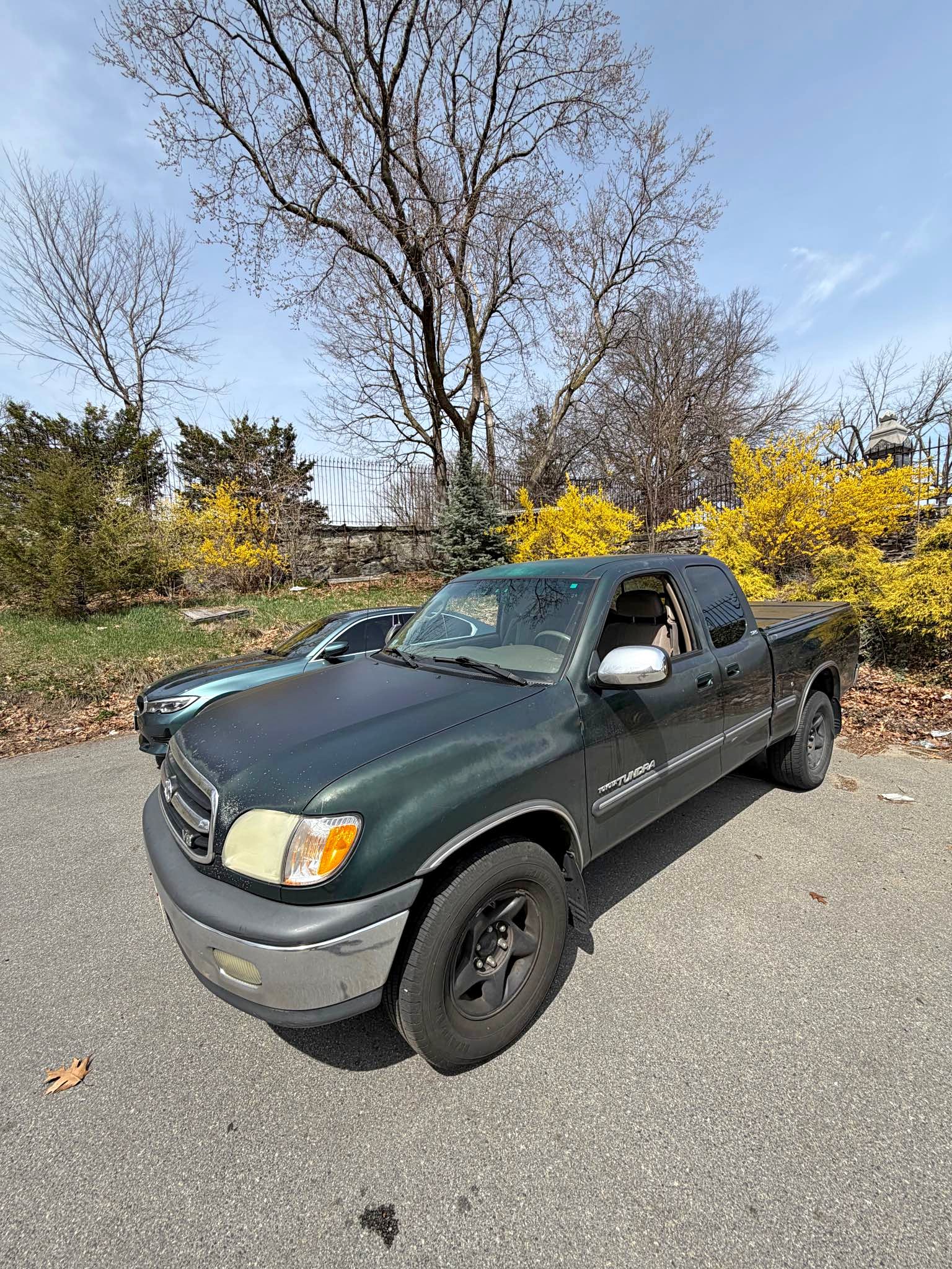 2001 Toyota Tundra - SR5 Pickup 4D 8 ft