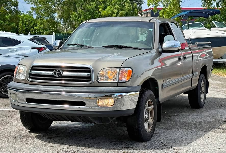 2002 Toyota Tundra - SR5 Pickup 4D 5 1\/2 ft