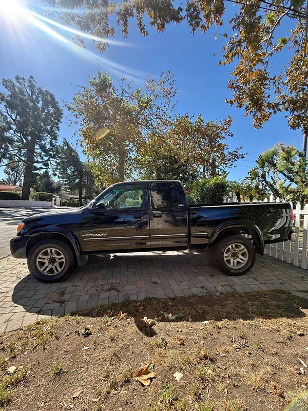 2005 Toyota Tundra Double Cab - Sr5