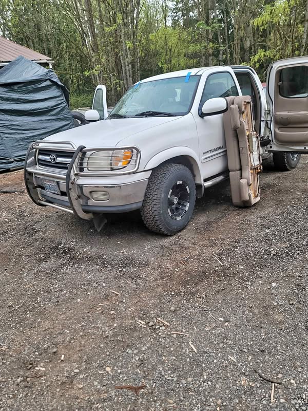 2002 Toyota Tundra - Pickup 4D 6 1\/2 ft