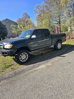 2006 Toyota Tundra - 4WD SR5 Long Bed