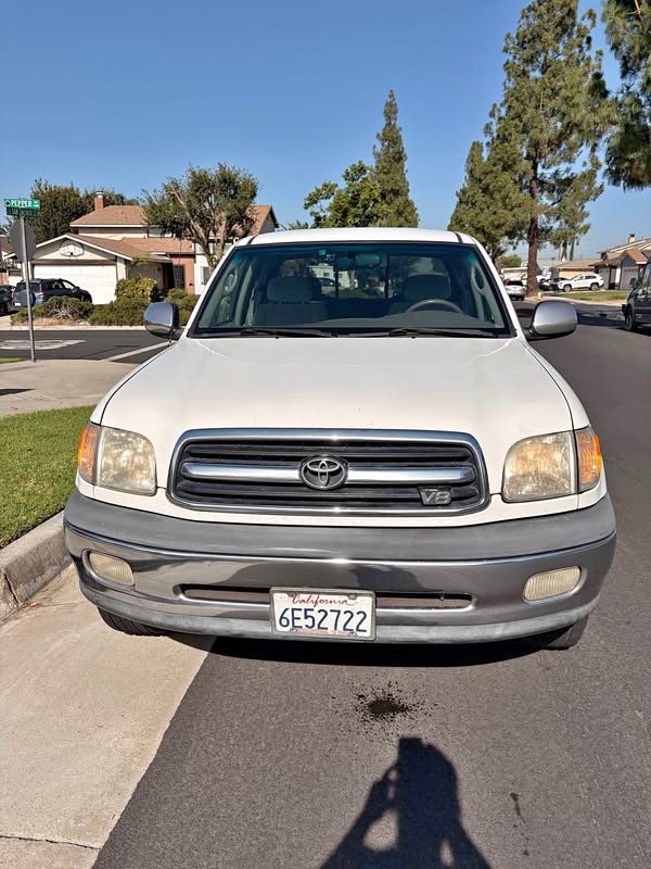 2000 Toyota Tundra - Extra cab