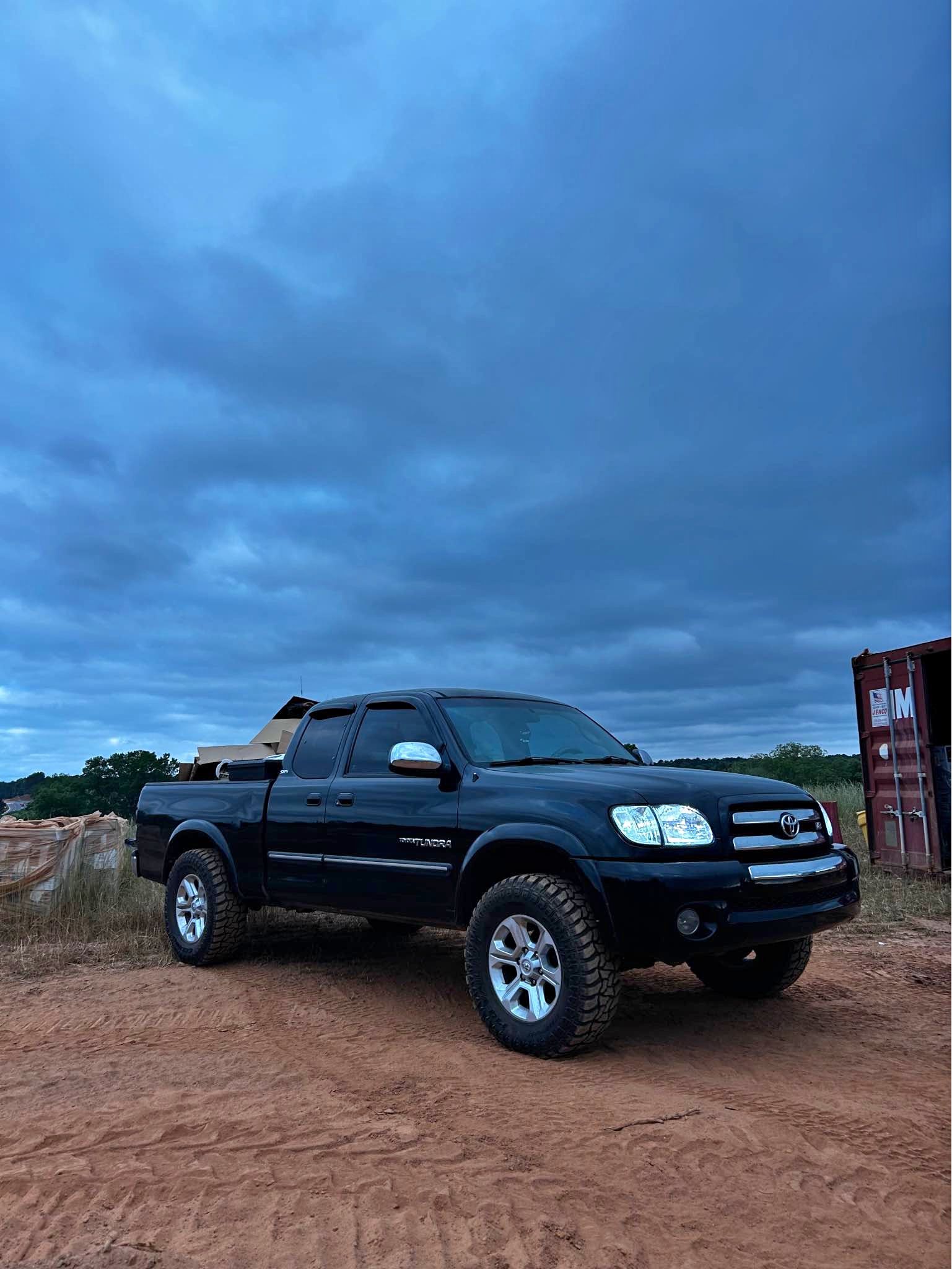 2002 Toyota Tundra Access Cab - SR5 Pickup 4D 6 1\/2 ft