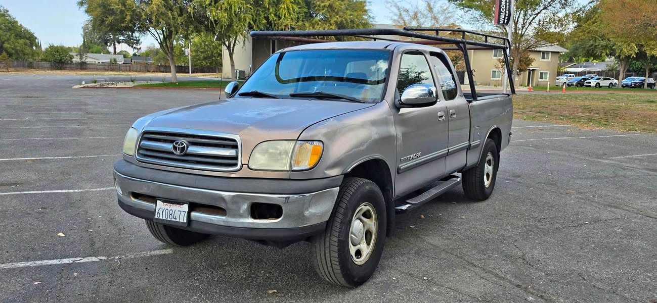 2002 Toyota Tundra - SR5