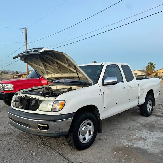 2002 Toyota Tundra Access Cab - SR5 Pickup 4D 6 1\/2 ft