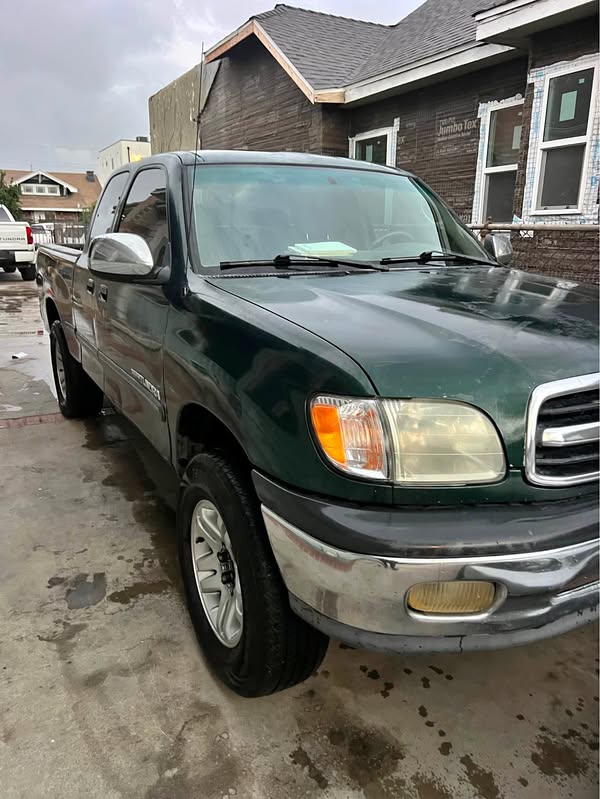 2001 Toyota Tundra Access Cab - SR5 Pickup 4D 6 1\/2 ft