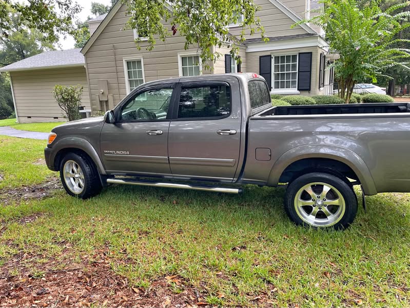 2006 Toyota Tundra CrewMax - Limited Pickup 4D 6 1\/2 ft