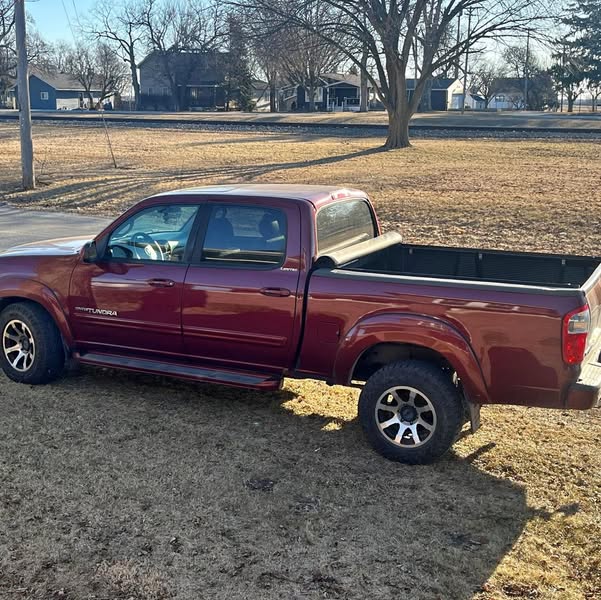 2005 Toyota tundra double cap limited 6.5 bed