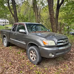 2005 Toyota Tundra 4x4 293,000miles one owner