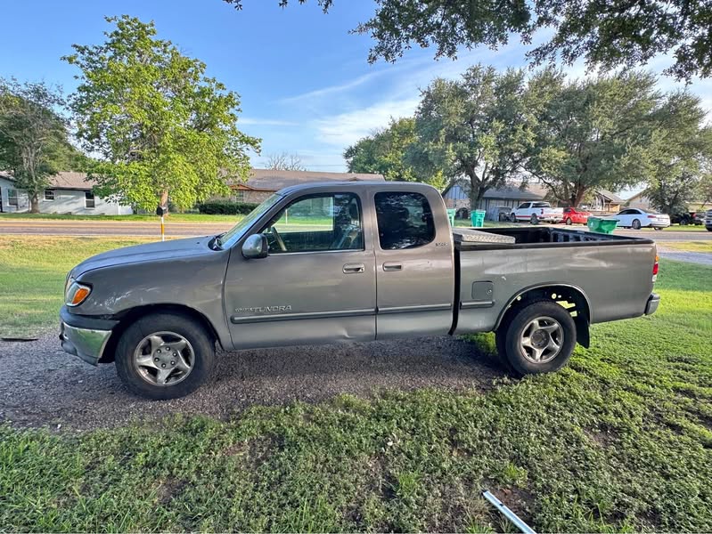 2000 Toyota Tundra Access Cab - Limited Pickup 4D 6 1\/2 ft