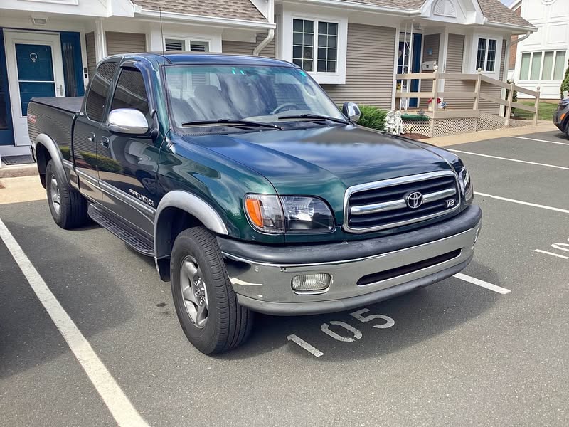 2000 Toyota Tundra - SR5 Pickup 4D 6 1\/2 ft