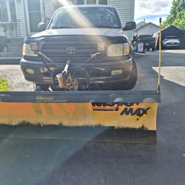 2002 Toyota Tundra - 4WD SR5 Long Bed