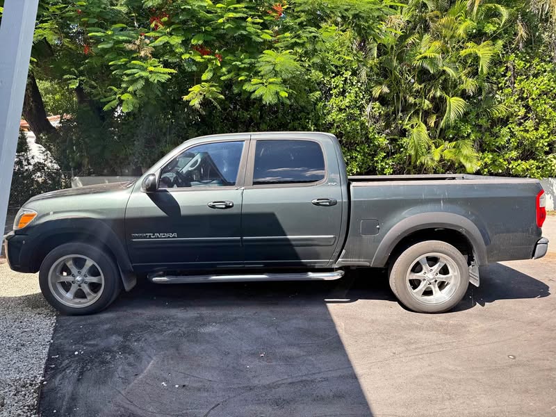 2006 Toyota Tundra Double Cab - Limited Pickup 4D 6 1\/2 ft