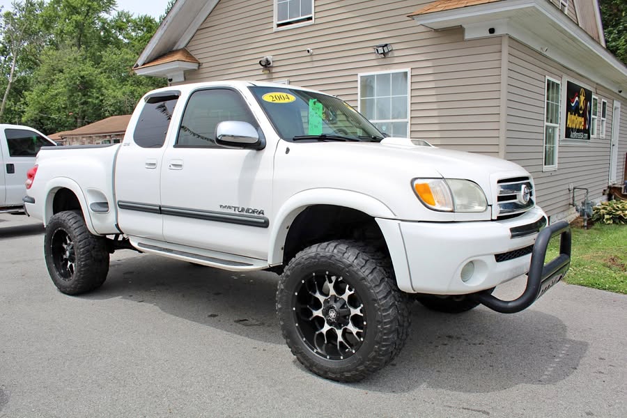 2004 Toyota Tundra Custom Truck