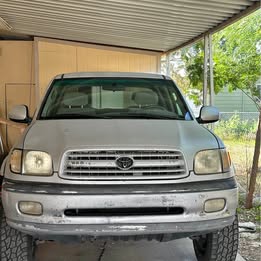 Toyota Tundra a\u00f1o 2000