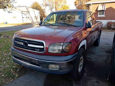 2001 Toyota Tundra Access Cab - V 8 extra cabina