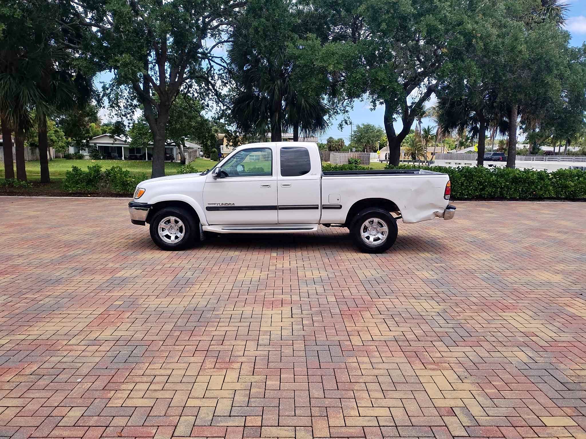 2001 Toyota Tundra Double Cab - SR5 Pickup 4D 6 1\/2 ft